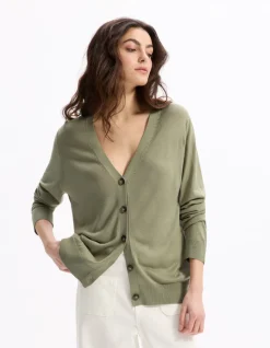 Fijngebreid vest met knoopjes - groen