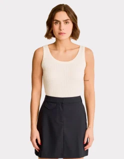 Geribbeld gebreid tanktopje - ecru